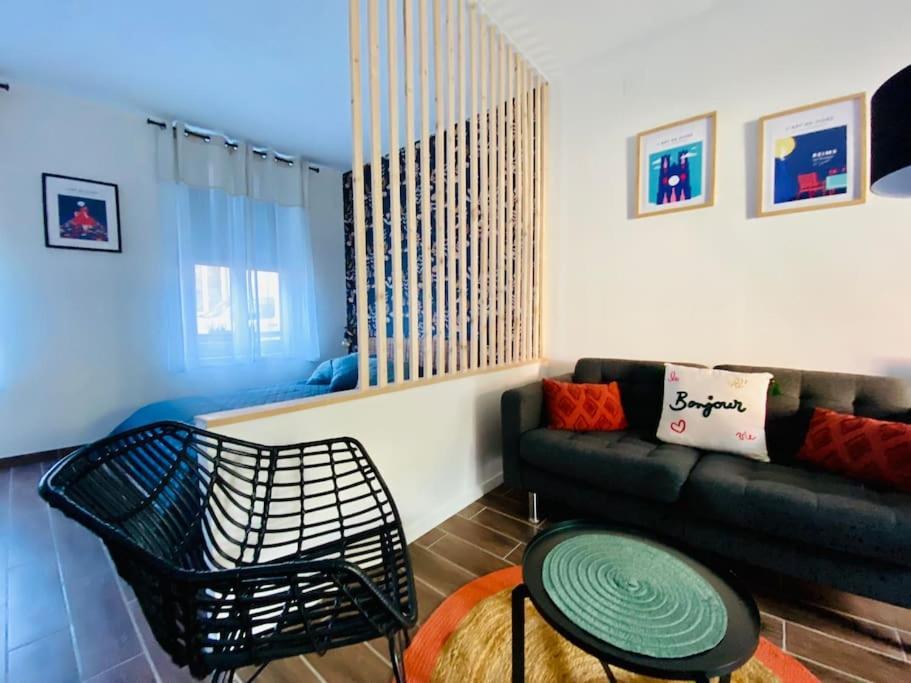 Studio D'Hotes Avec Piscine « Le Clos N°6 » Cormicy Eksteriør billede